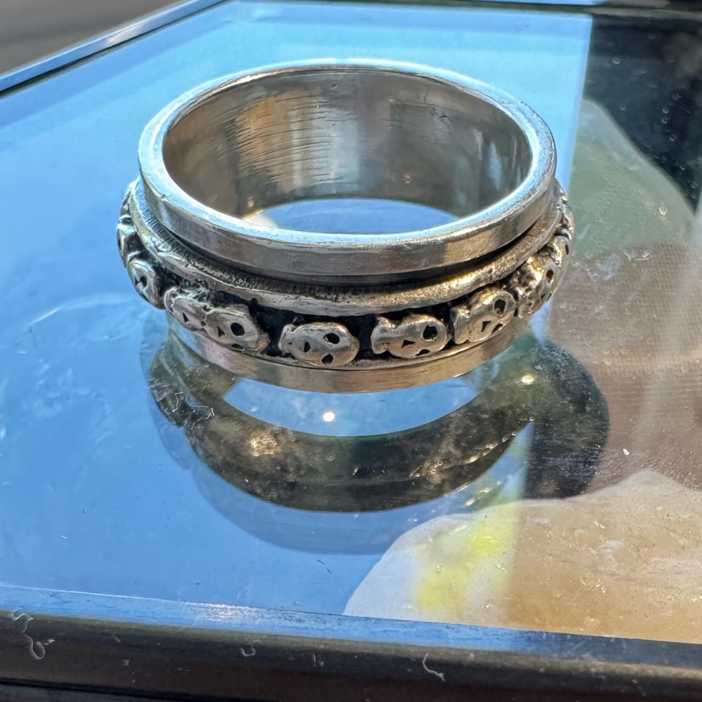 Vintage Silver Skull Spinner Anxiety Ring - Size 7